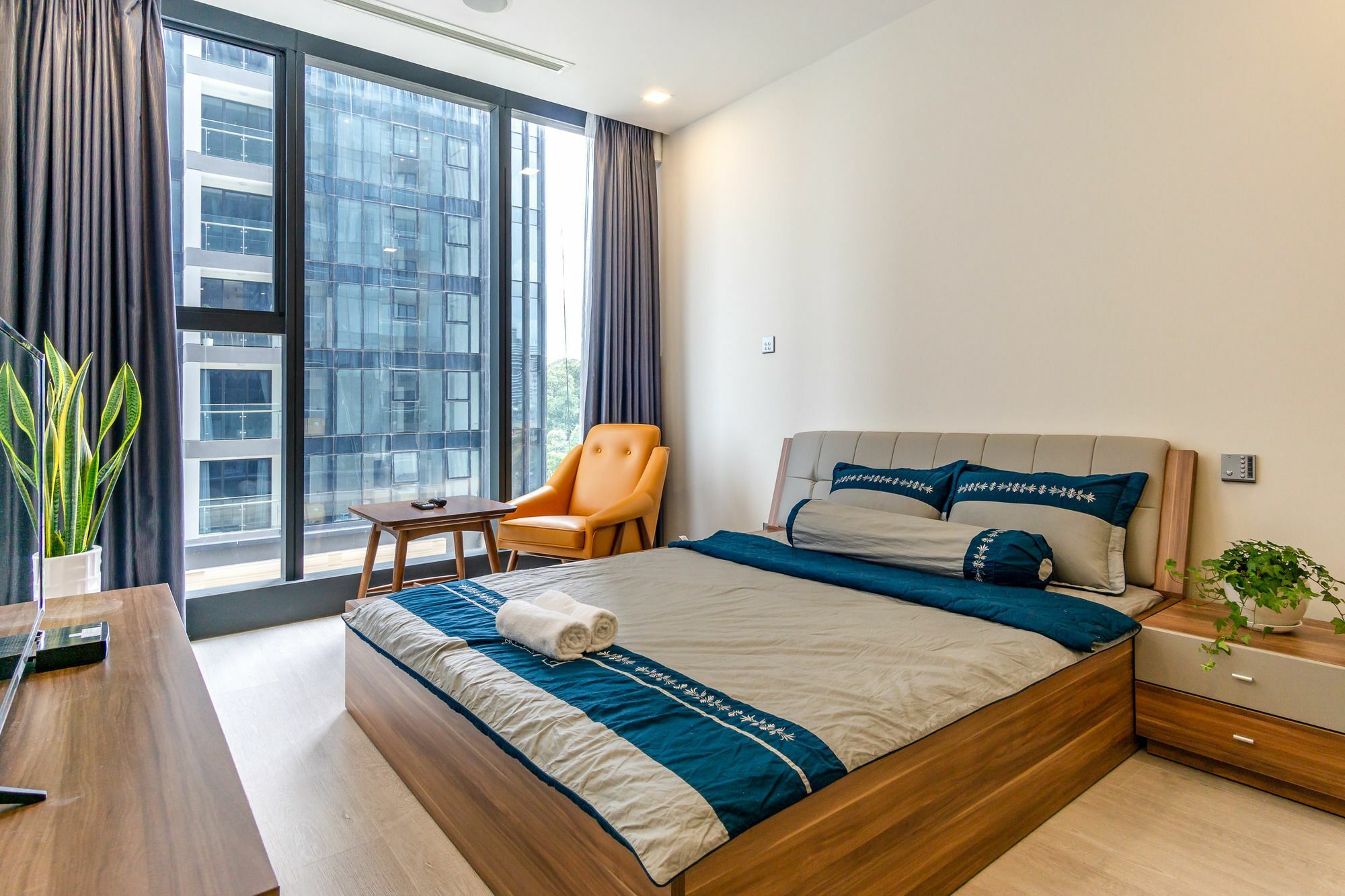 Апартаменты Urban House Premium Хошимин Экстерьер фото